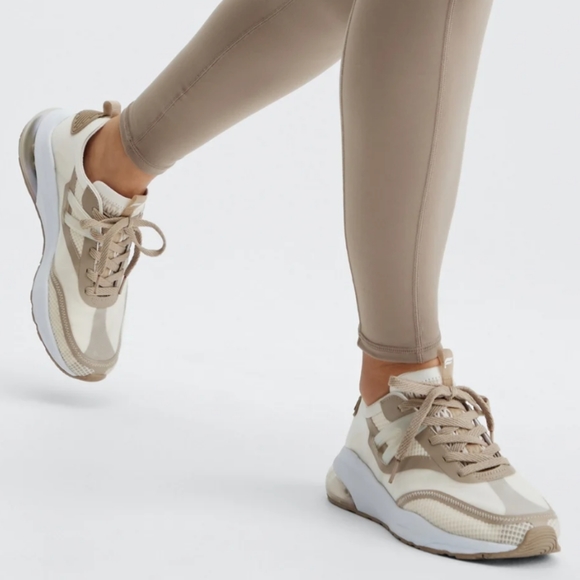 Fabletics Coranado Performance Sneaker - Picture 2 of 5